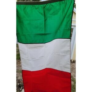 Italy Flag 32x62 Annin NYL-GLO High Quality Made in USA Grommeted
